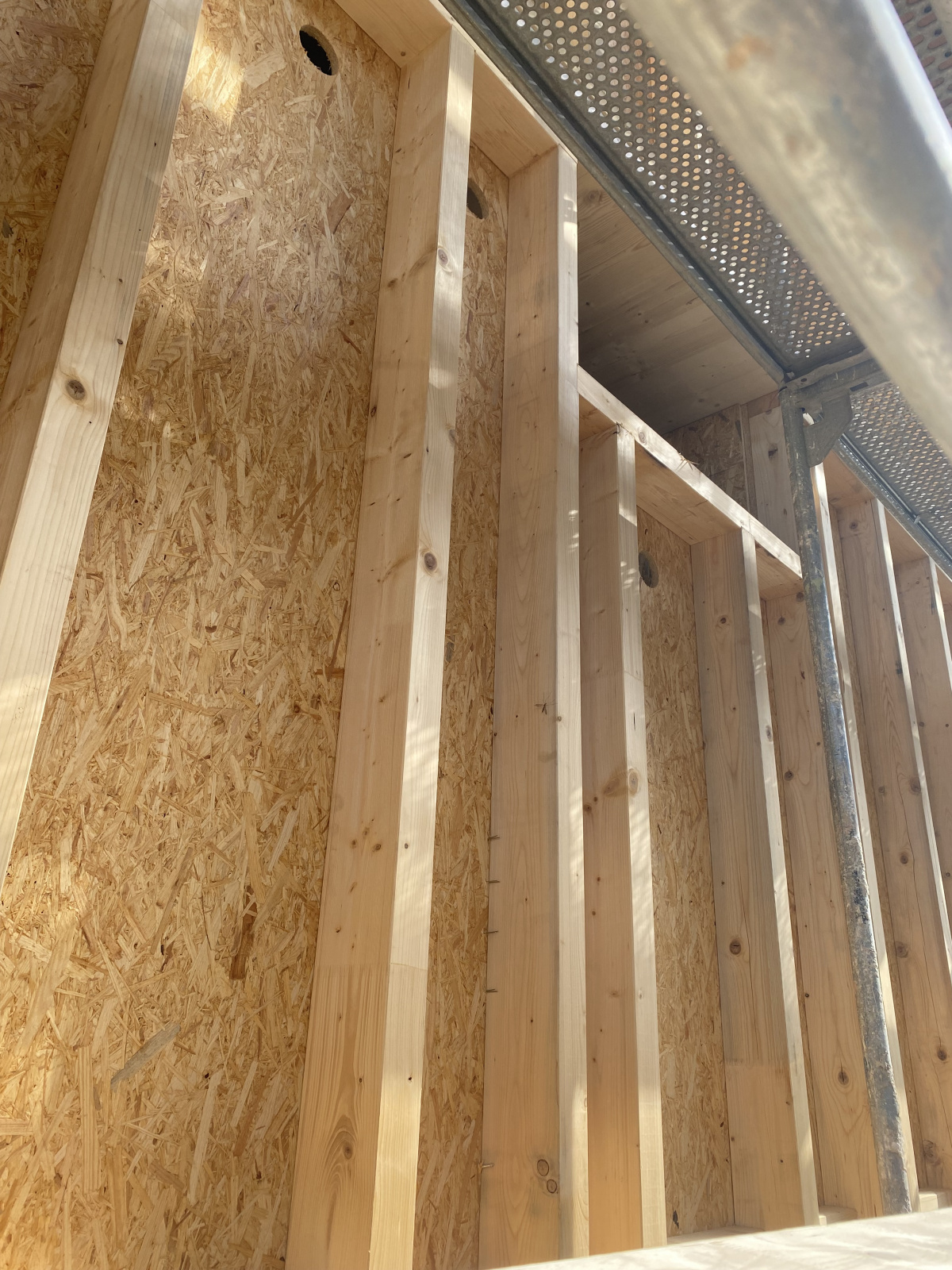 Holzeinbauten & Wandvertäfelungen – Projekt in Strassen